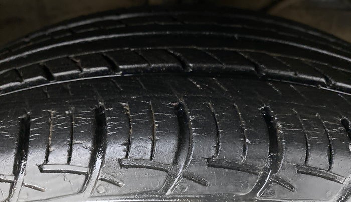 2017 Maruti Baleno DELTA 1.2 K12, Petrol, Manual, 23,214 km, Right Front Tyre Tread