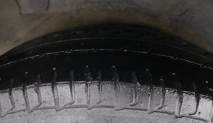 2011 Hyundai i10 MAGNA 1.2 KAPPA2, Petrol, Manual, 48,118 km, Right Rear Tyre Tread