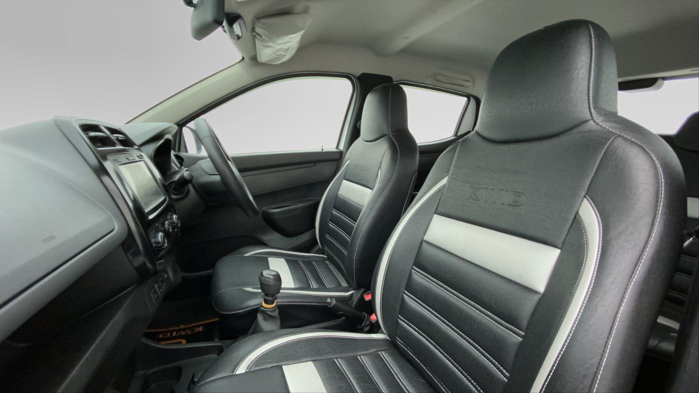 2018 Renault Kwid RXT, Petrol, Manual, 15,488 km, Right Side Front Door Cabin