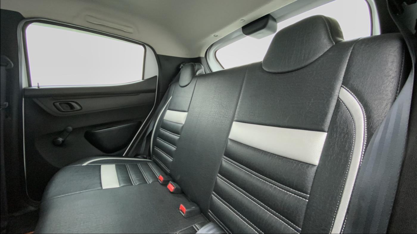 2018 Renault Kwid RXT, Petrol, Manual, 15,488 km, Right Side Rear Door Cabin