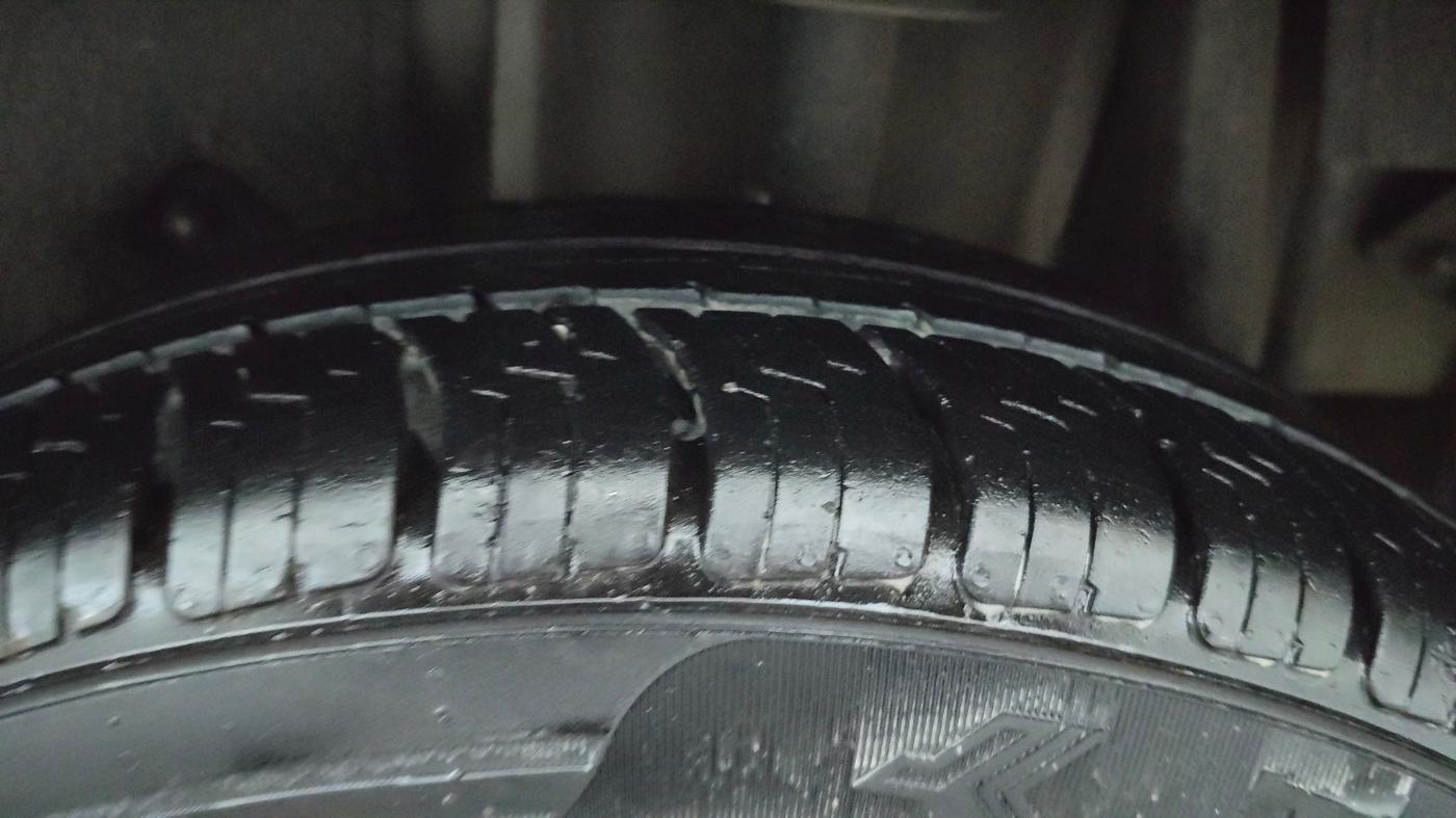 2018 Tata TIAGO NRG PETROL, Petrol, Manual, 67,138 km, Left Rear Tyre Tread