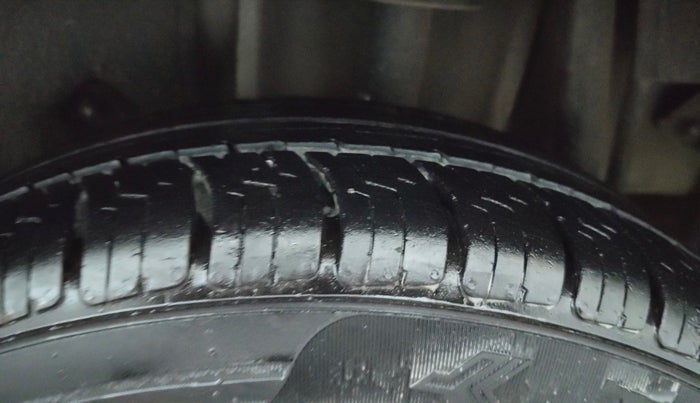 2018 Tata TIAGO NRG PETROL, Petrol, Manual, 66,998 km, Left Rear Tyre Tread