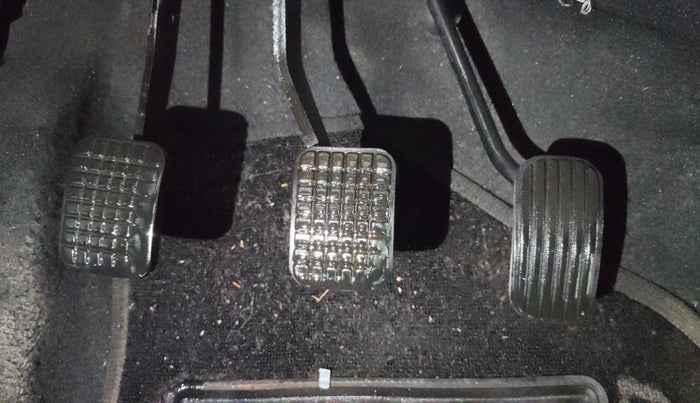 2018 Tata TIAGO NRG PETROL, Petrol, Manual, 66,998 km, Pedals