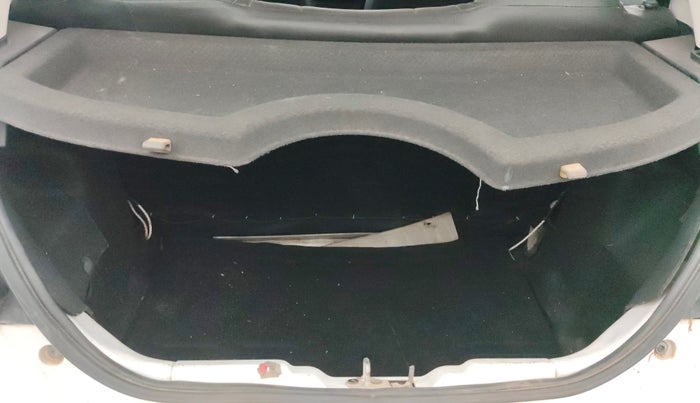 2018 Tata TIAGO NRG PETROL, Petrol, Manual, 66,998 km, Boot Inside