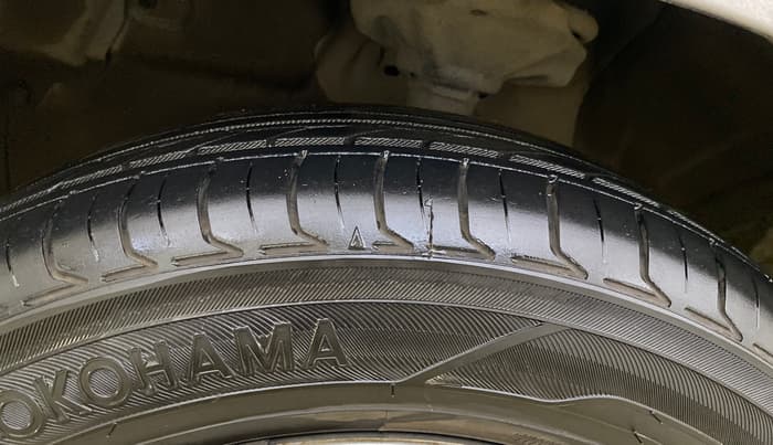 2015 Maruti Celerio VXI, Petrol, Manual, 53,244 km, Left Front Tyre Tread