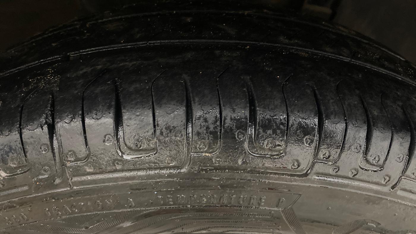 2016 Renault Kwid RXT 0.8, Petrol, Manual, 62,073 km, Right Front Tyre Tread