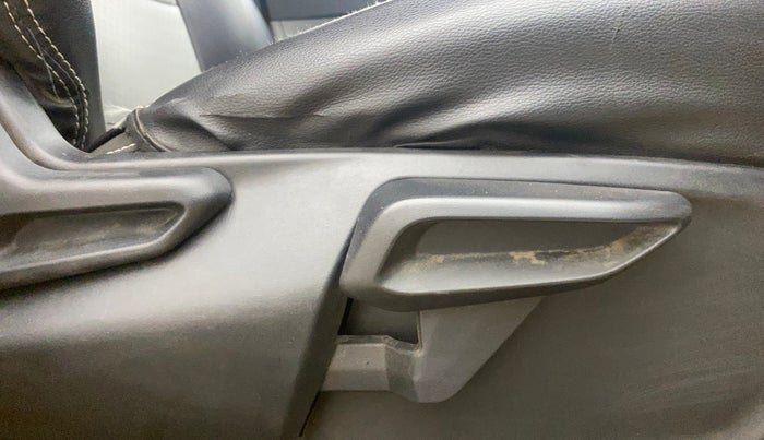 2020 Tata Tiago XZ PLUS PETROL, Petrol, Manual, 33,271 km, Driver Side Adjustment Panel