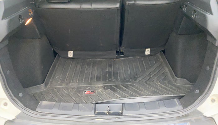 2022 Tata NEXON XZA PLUS (O) PETROL, Petrol, Automatic, 30,129 km, Boot Inside