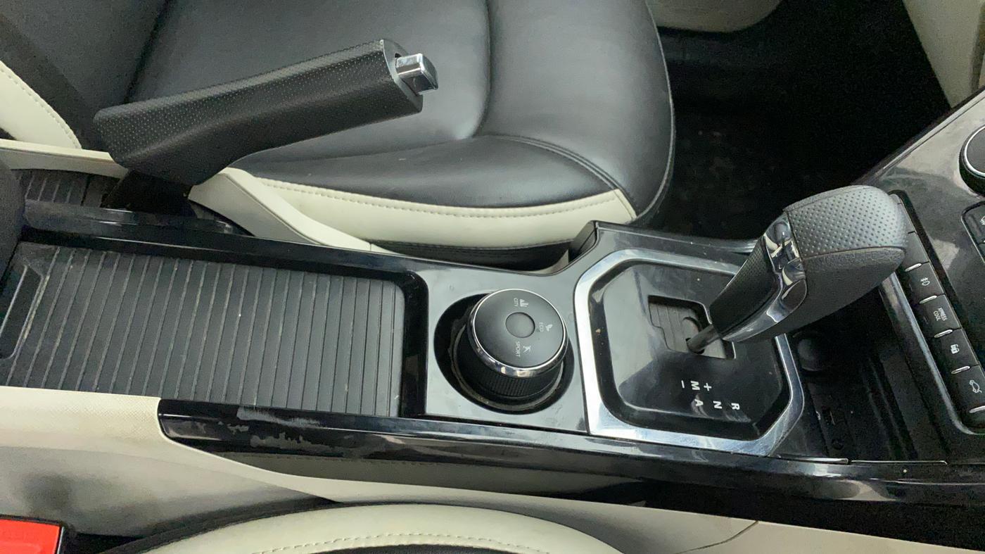 2022 Tata NEXON XZA PLUS (O) PETROL, Petrol, Automatic, 30,129 km, Gear Lever