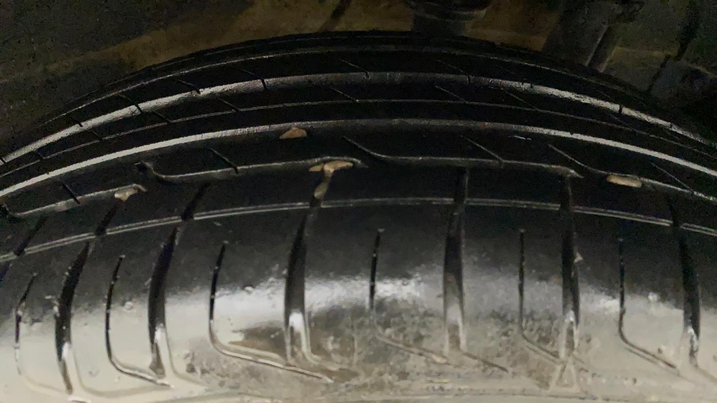 2022 Tata NEXON XZA PLUS (O) PETROL, Petrol, Automatic, 30,129 km, Left Rear Tyre Tread