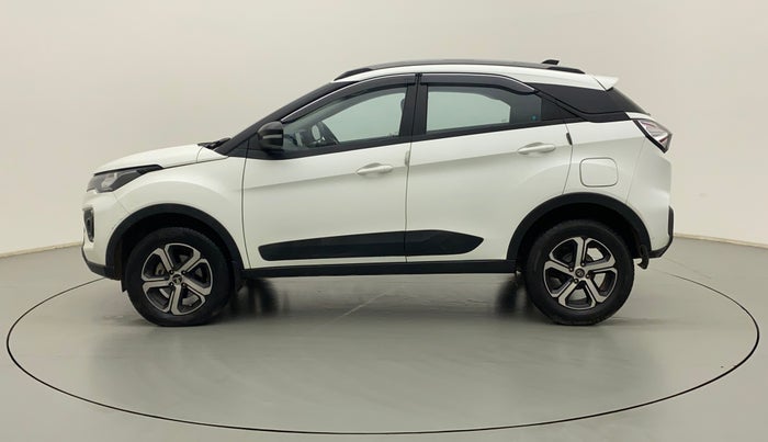 2022 Tata NEXON XZA PLUS (O) PETROL, Petrol, Automatic, 30,129 km, Left Side