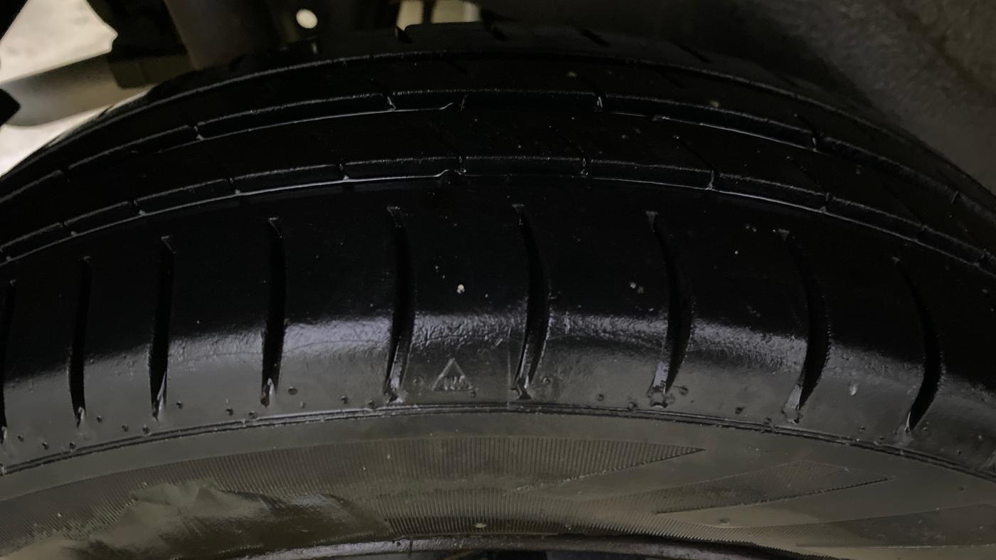 2014 Maruti Wagon R 1.0 VXI, Petrol, Manual, 88,258 km, Right Rear Tyre Tread