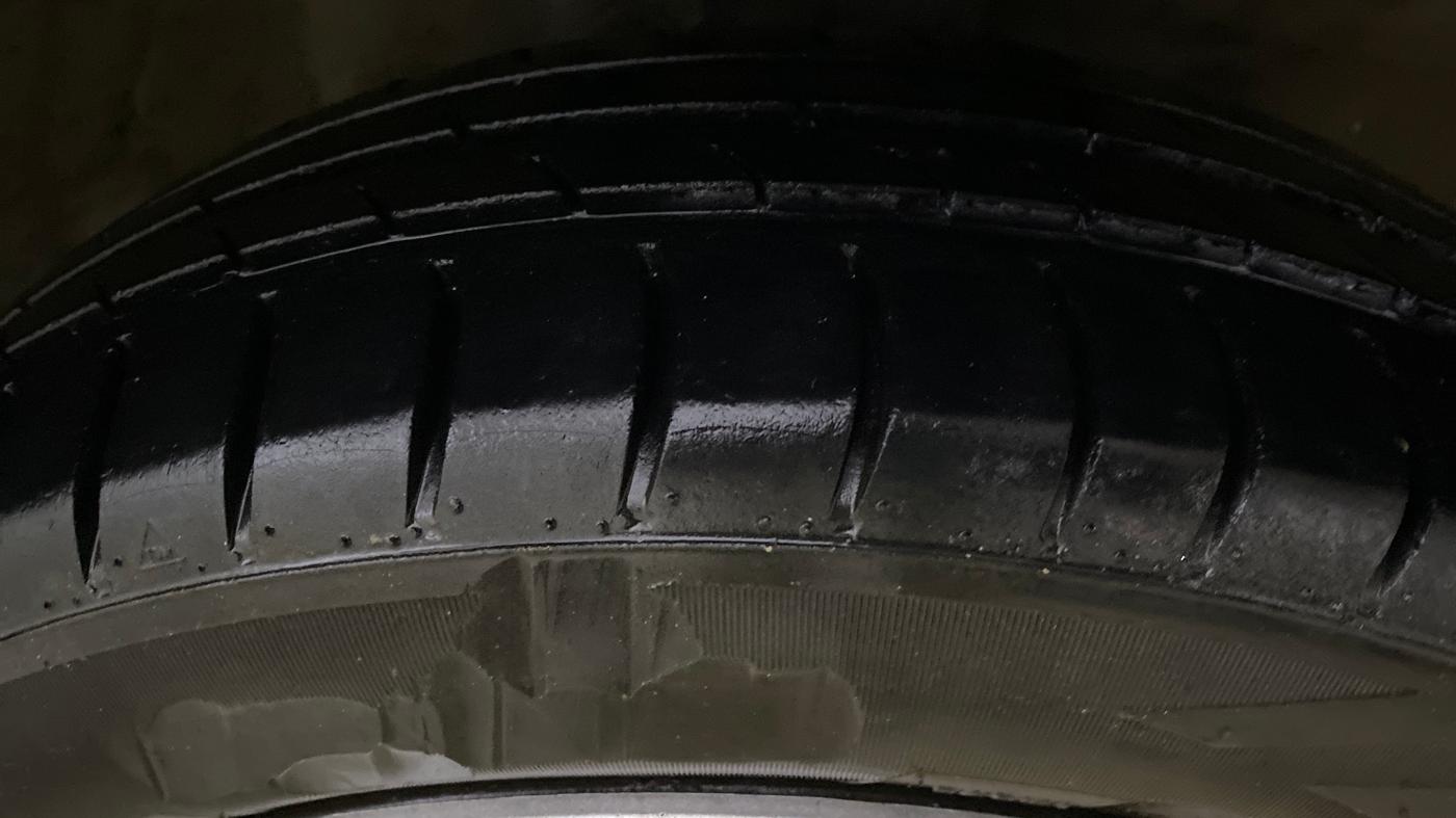 2014 Maruti Wagon R 1.0 VXI, Petrol, Manual, 88,258 km, Right Front Tyre Tread