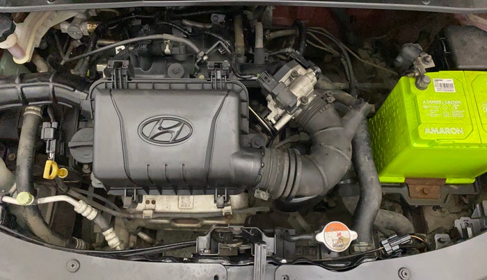 2015 Hyundai i10 SPORTZ 1.1, Petrol, Manual, 55,435 km, Engine View