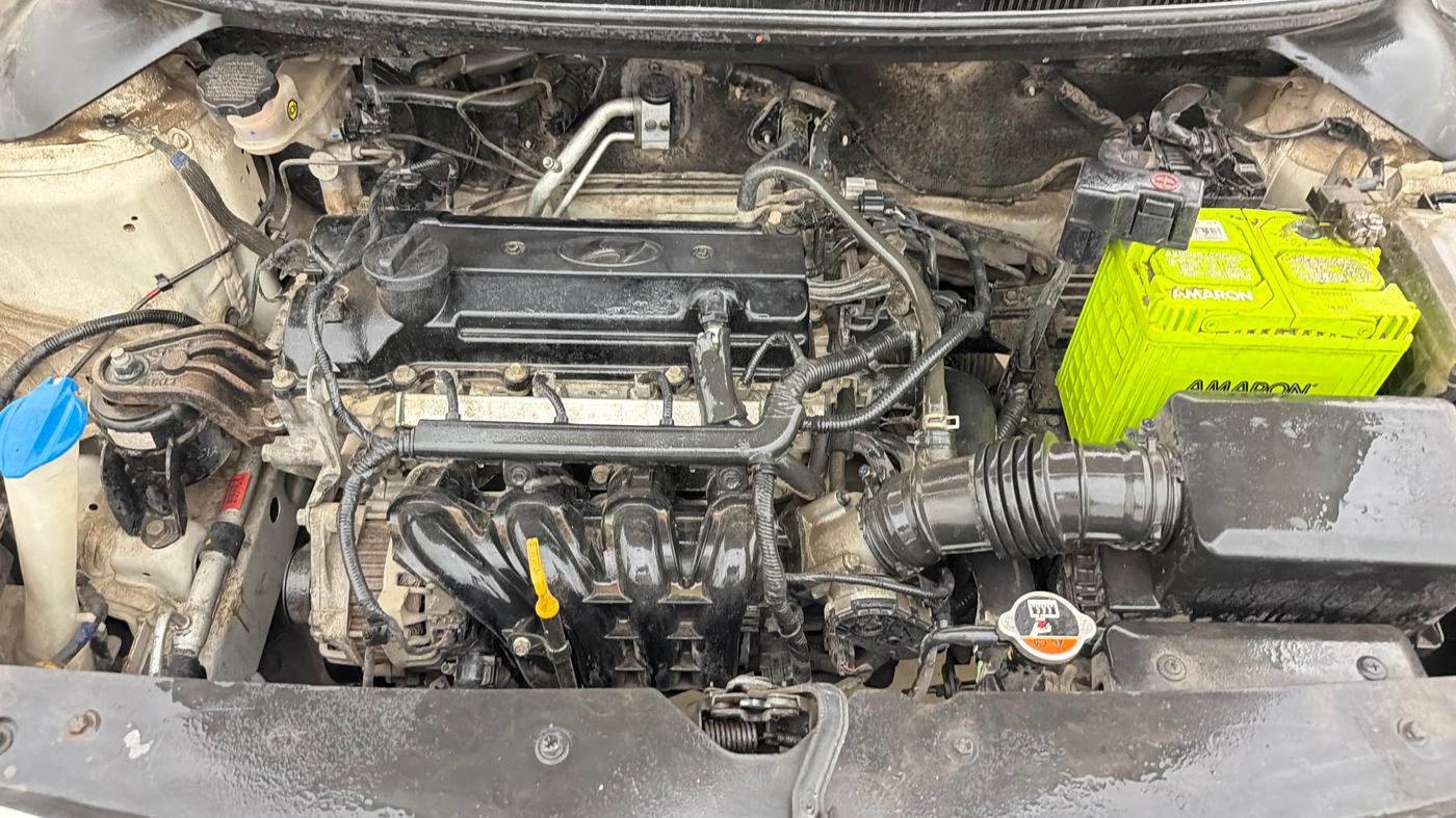 2017 Hyundai Elite i20 MAGNA EXECUTIVE 1.2, Petrol, Manual, 35,497 km, Engine View