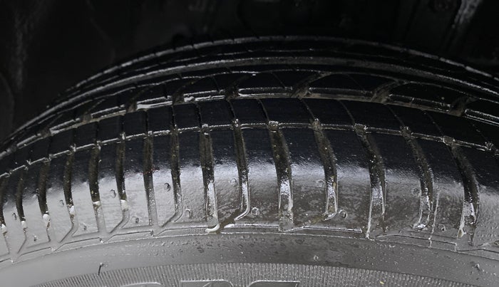 2015 Honda City VX CVT PETROL, Petrol, Automatic, 51,536 km, Right Front Tyre Tread