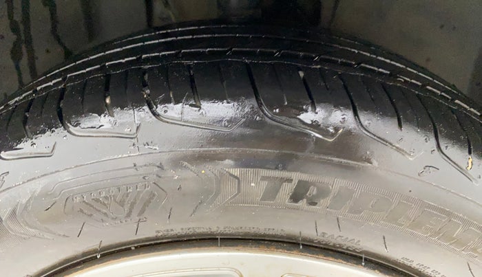 2021 Tata ALTROZ XT PETROL, Petrol, Manual, 97,041 km, Right Front Tyre Tread