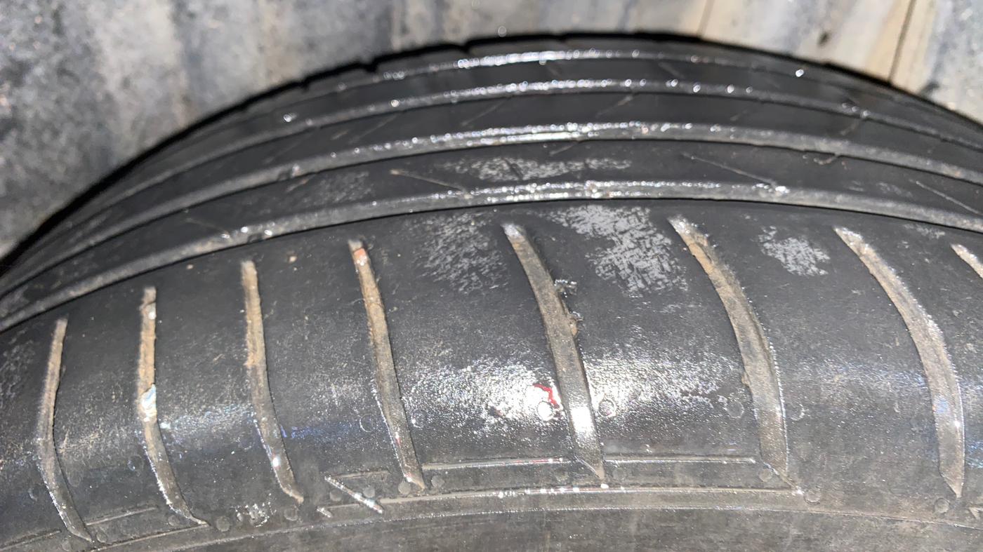 2023 Maruti Baleno  ZETA CNG 1.2L, CNG, Manual, 1,06,919 km, Left Rear Tyre Tread