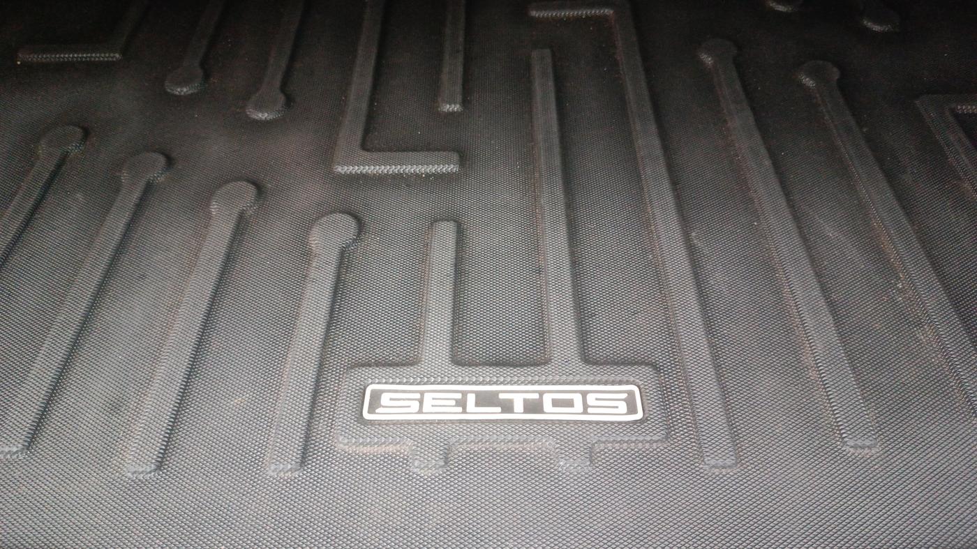 2023 KIA SELTOS HTX PLUS 1.5 IMT DIESEL, Diesel, Manual, 46,874 km, Boot Inside