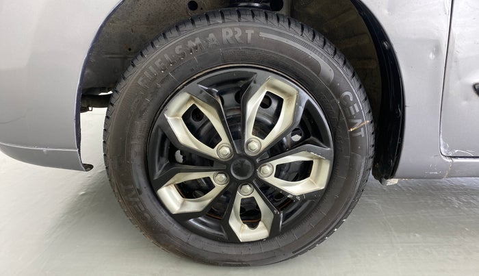 2011 Maruti Wagon R 1.0 VXI, Petrol, Manual, 79,527 km, Left Front Wheel