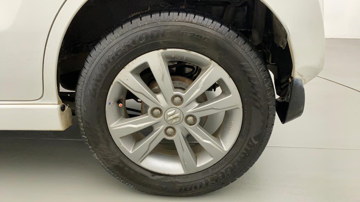 2013 Maruti Wagon R Stingray VXI, Petrol, Manual, 80,001 km, Left Rear Wheel