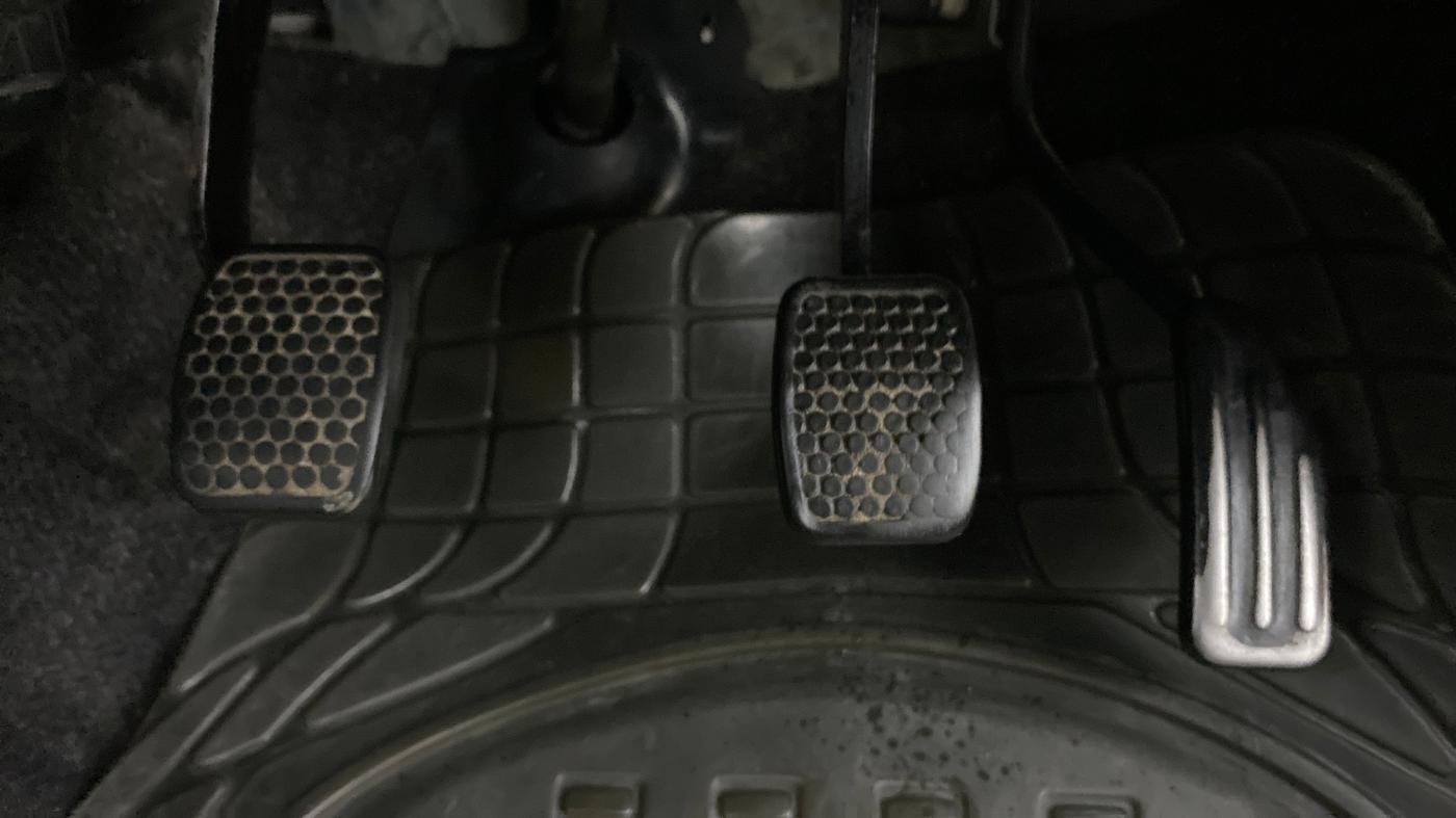 2015 Maruti Alto 800 LXI, Petrol, Manual, 91,496 km, Pedals