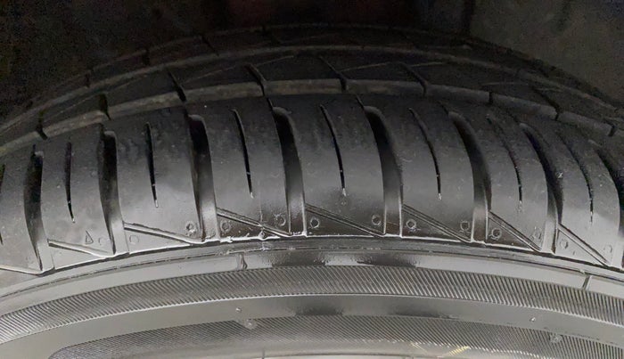 2021 Datsun Redi Go A, Petrol, Manual, 2,846 km, Right Front Tyre Tread