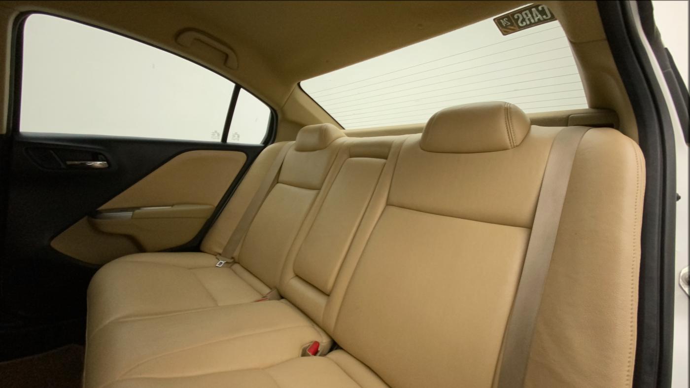 2015 Honda City 1.5L I-VTEC V MT, Petrol, Manual, 48,074 km, Right Side Rear Door Cabin