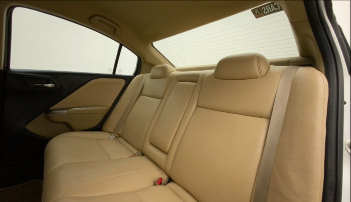 2015 Honda City 1.5L I-VTEC V MT, Petrol, Manual, 48,074 km, Right Side Rear Door Cabin