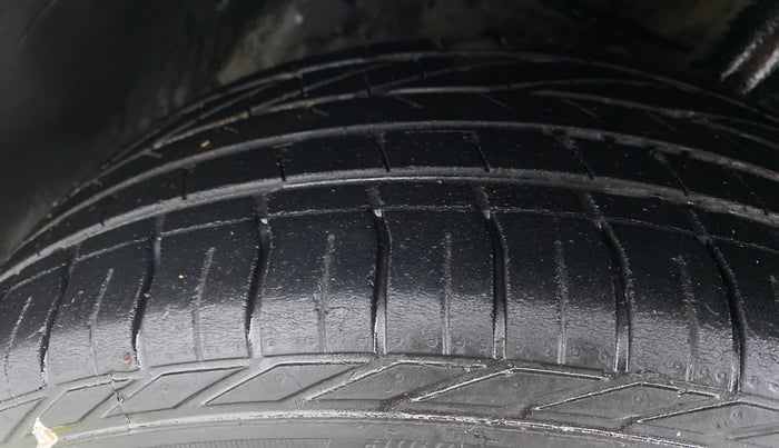 2018 Tata NEXON XZA + 1.2 PETROL A/T, Petrol, Automatic, 55,298 km, Left Front Tyre Tread