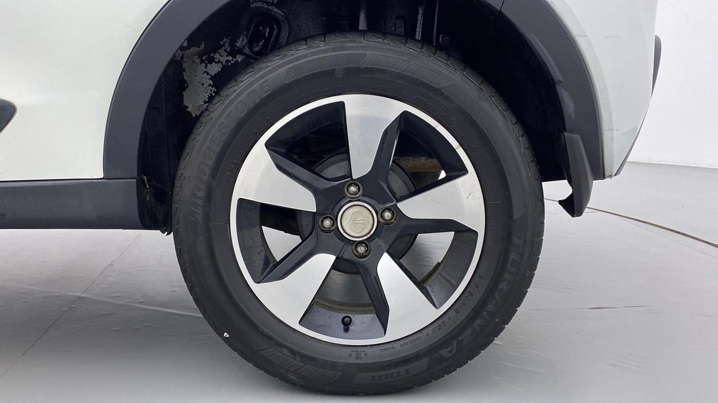 2018 Tata NEXON XZA + 1.2 PETROL A/T, Petrol, Automatic, 55,298 km, Left Rear Wheel
