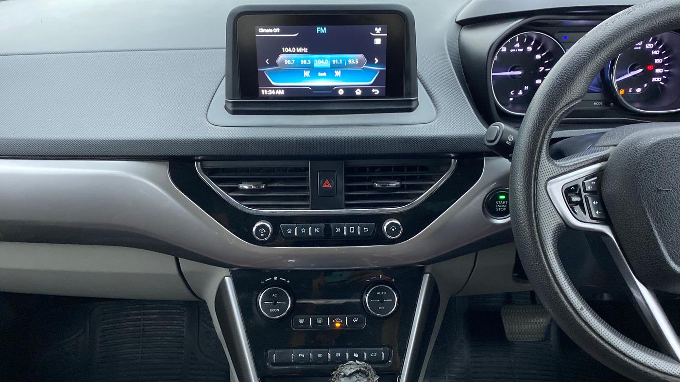 2018 Tata NEXON XZA + 1.2 PETROL A/T, Petrol, Automatic, 55,298 km, Air Conditioner
