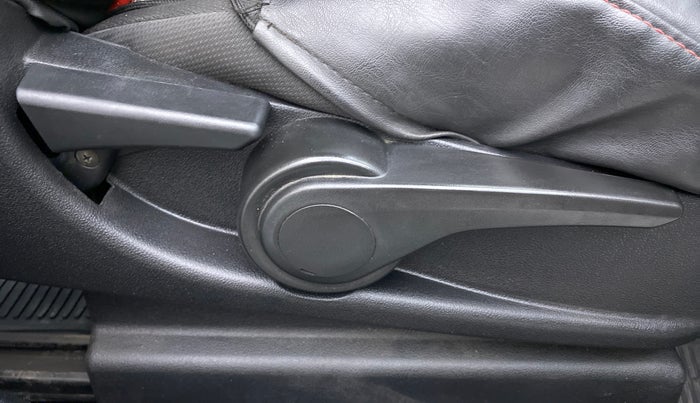 2018 Tata NEXON XZA + 1.2 PETROL A/T, Petrol, Automatic, 55,298 km, Driver Side Adjustment Panel