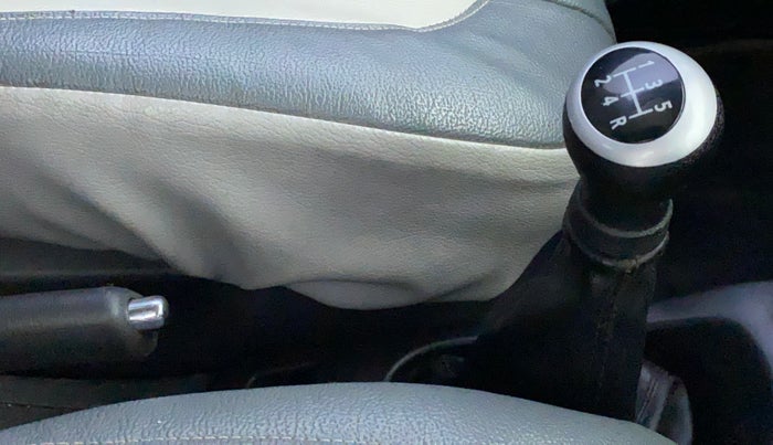 2012 Maruti Wagon R 1.0 VXI, Petrol, Manual, 82,440 km, Gear Lever