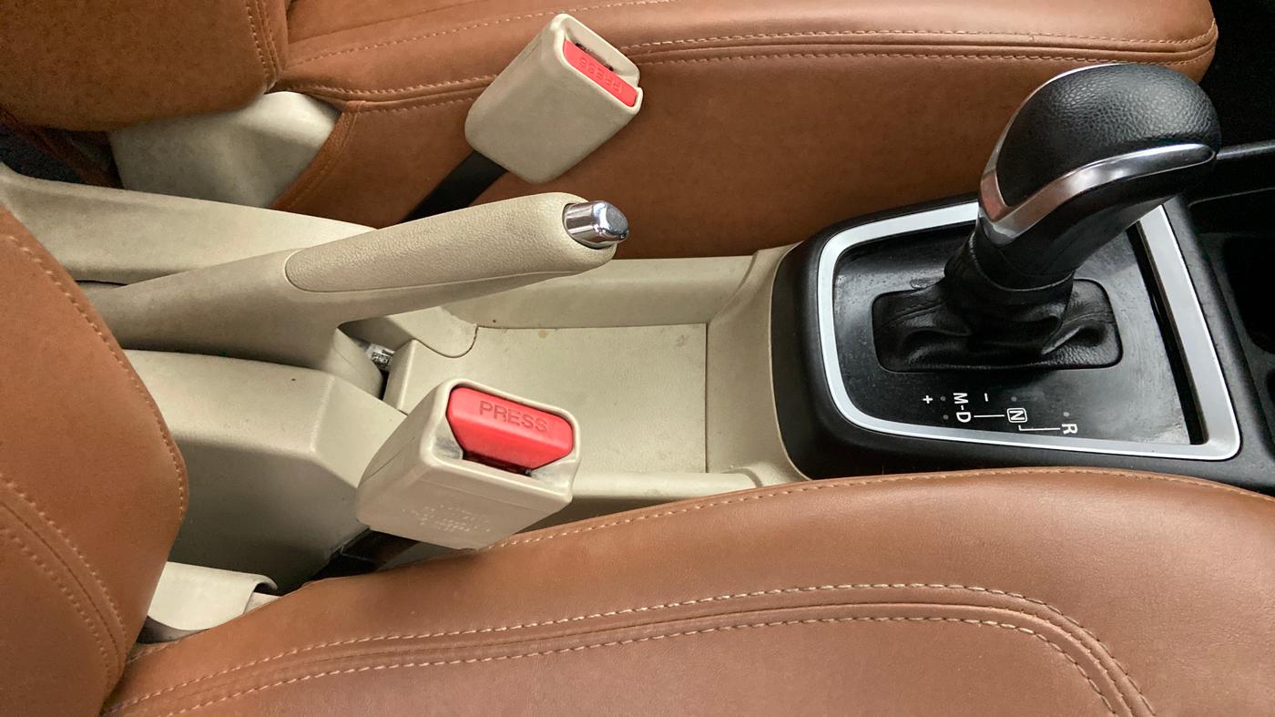 2017 Maruti Dzire ZDI AMT, Diesel, Automatic, 53,873 km, Gear Lever