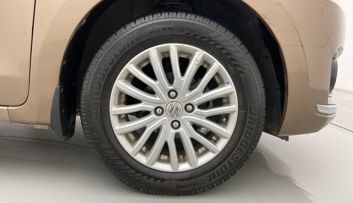 2017 Maruti Dzire ZDI AMT, Diesel, Automatic, 53,873 km, Right Front Wheel