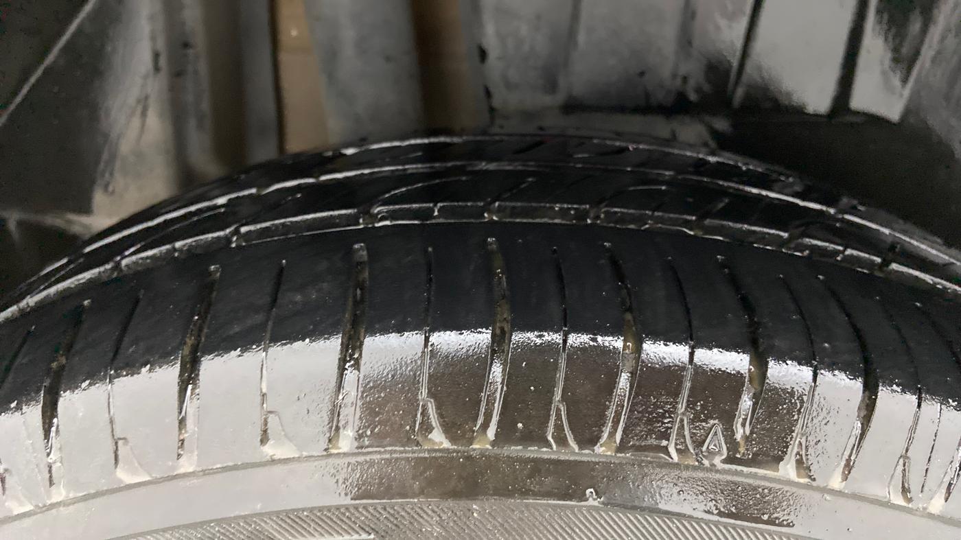 2017 Maruti Dzire ZDI AMT, Diesel, Automatic, 53,873 km, Right Rear Tyre Tread