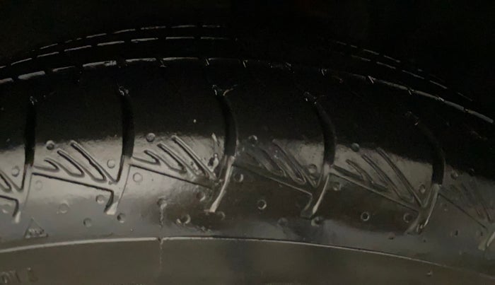 2022 Hyundai ALCAZAR 2.0 SIGNATURE (O) AT 6STR, CNG, Automatic, 32,844 km, Left Rear Tyre Tread