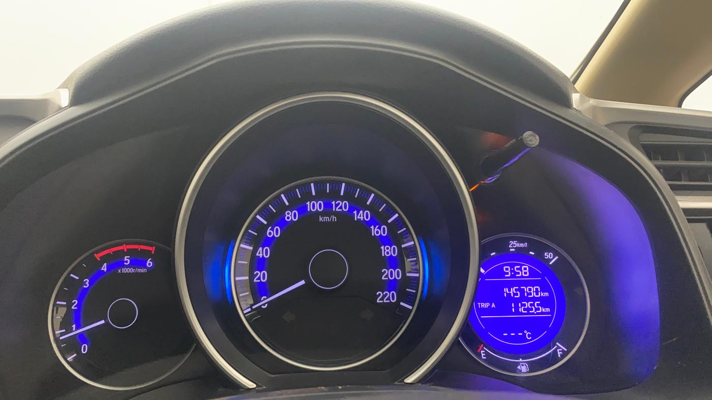 2015 Honda Jazz 1.5L I-DTEC V, Diesel, Manual, 1,45,808 km, Odometer Image