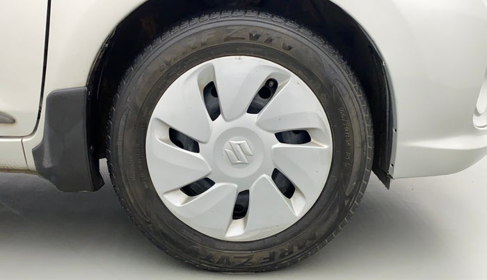 2018 Maruti Celerio VXI CNG OPT, CNG, Manual, 32,001 km, Right Front Wheel