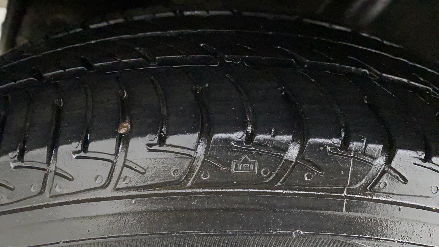 2018 Maruti Celerio VXI CNG OPT, CNG, Manual, 32,001 km, Right Rear Tyre Tread