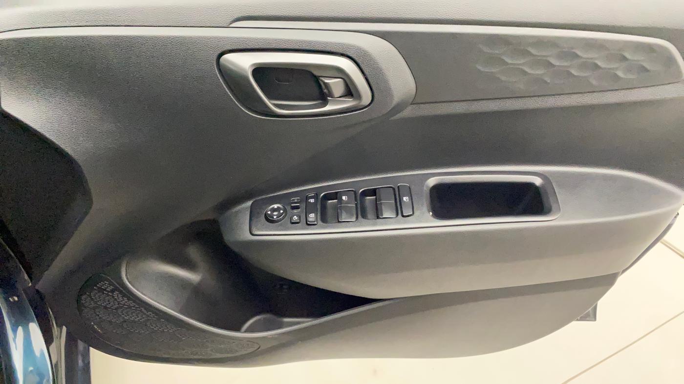 2022 Hyundai GRAND I10 NIOS SPORTZ 1.0 TURBO GDI, Petrol, Manual, 21,757 km, Driver Side Door Panels Control