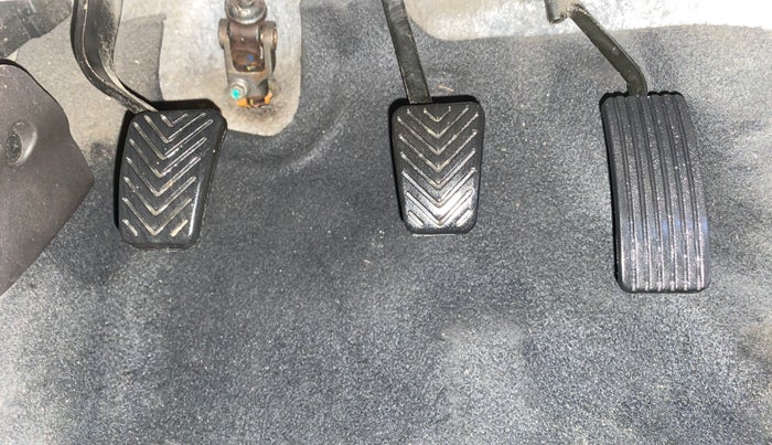 2015 Hyundai Eon ERA +, Petrol, Manual, 48,128 km, Pedals