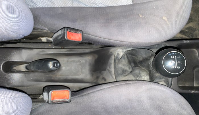 2015 Hyundai Eon ERA +, Petrol, Manual, 48,128 km, Gear Lever