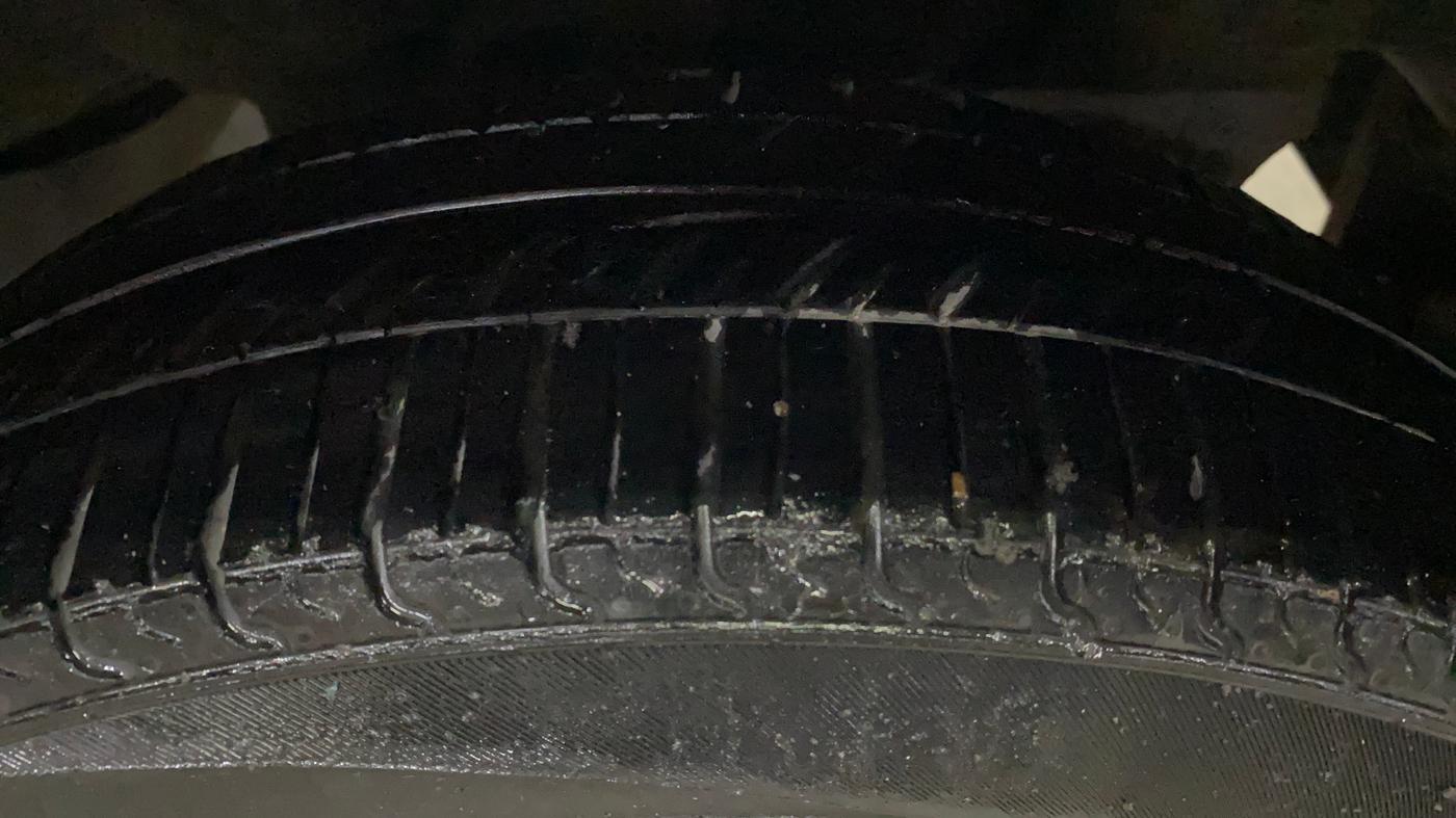 2015 Hyundai Eon ERA +, Petrol, Manual, 48,128 km, Left Rear Tyre Tread