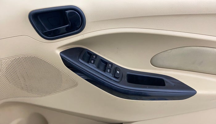 2016 Ford Figo Aspire TITANIUM 1.2 PETROL, Petrol, Manual, 63,068 km, Driver Side Door Panels Control