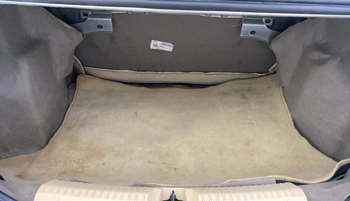 2016 Ford Figo Aspire TITANIUM 1.2 PETROL, Petrol, Manual, 63,068 km, Boot Inside