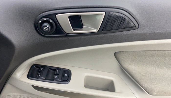 2015 Ford Ecosport TITANIUM 1.5L PETROL AT, Petrol, Automatic, 67,592 km, Driver Side Door Panels Control