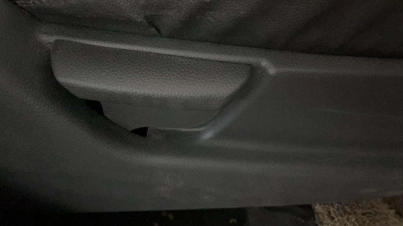 2018 Hyundai Eon ERA +, Petrol, Manual, 41,518 km, Driver Side Adjustment Panel