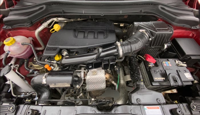 2021 Mahindra XUV300 W8 (O) 1.2 PETROL, Petrol, Manual, 48,853 km, Open Bonet